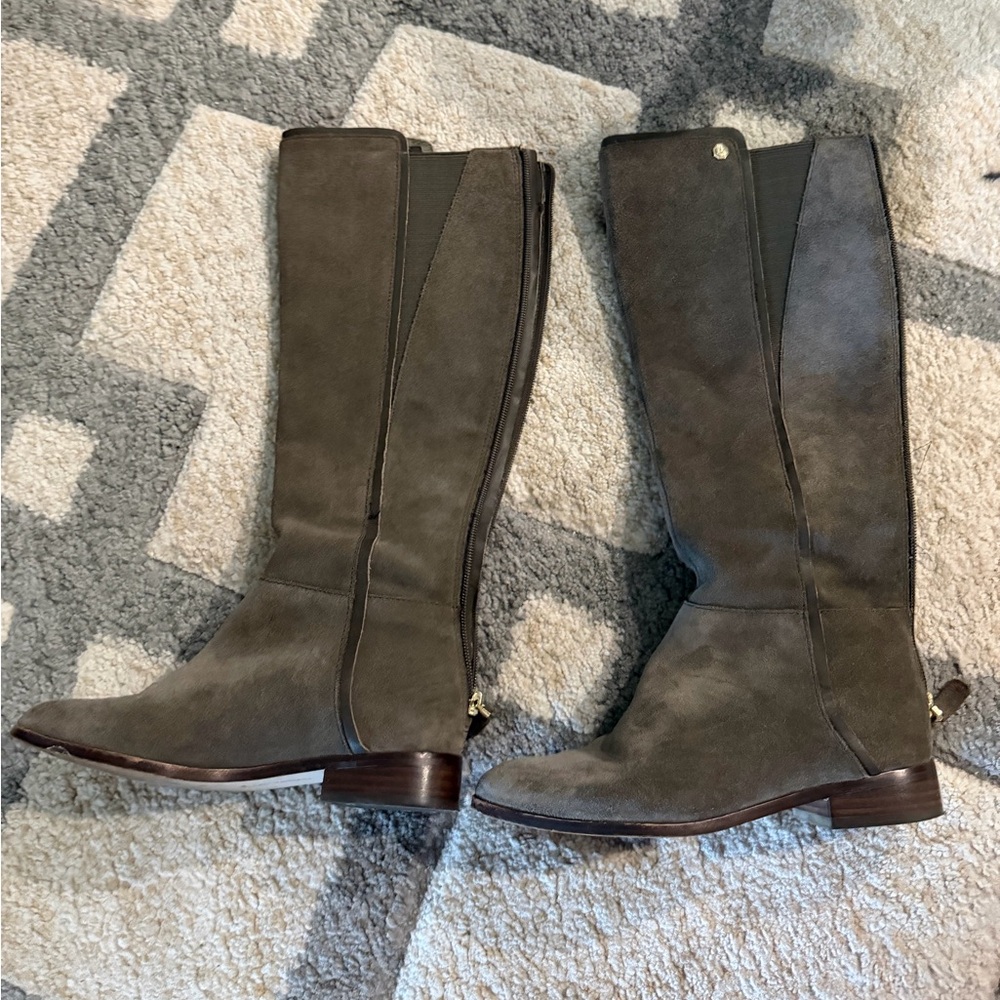 Louise et Cie 5 1/2 M Gray Low heeled Boots